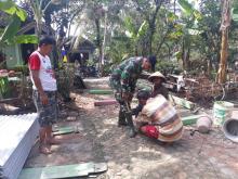Terlalu Bersemangat, Jari Tangan Hampir Jadi Korban